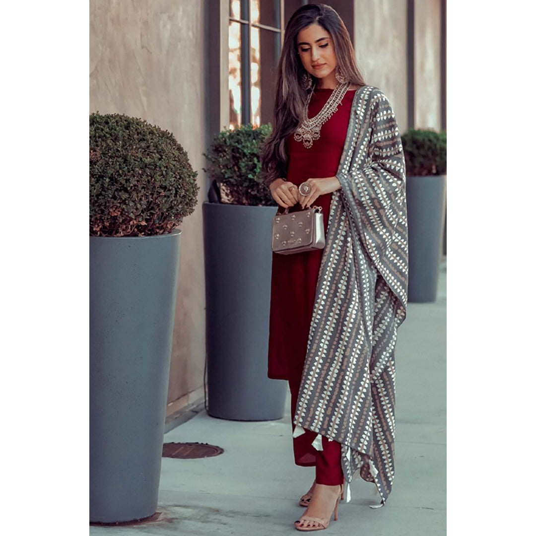 Marron Plain Rayon Kurtis Set